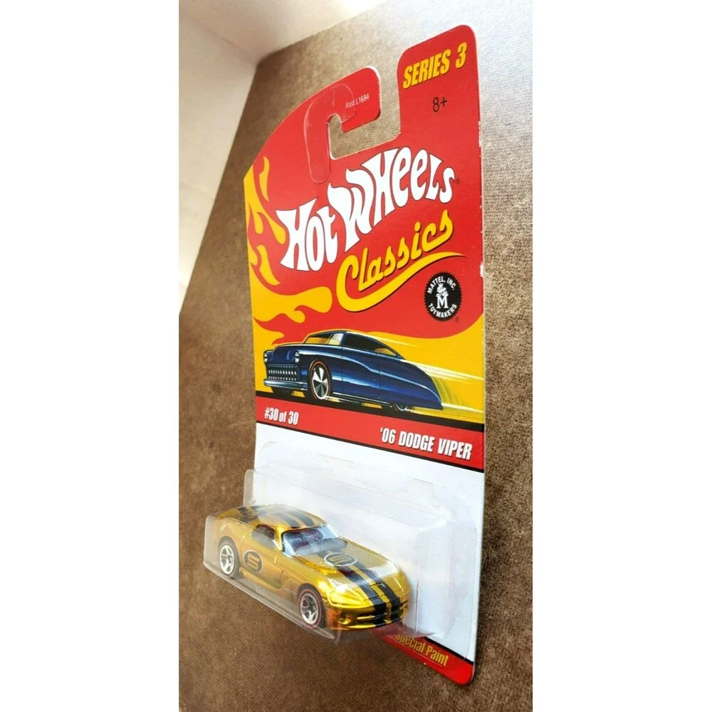 2007 Hot Wheels '06 DODGE VIPER Spectraflame GOLD CLASSICS SERIES #30/30 RL5SP